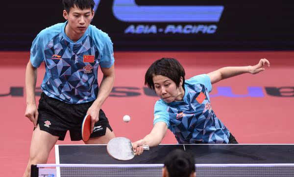 从东家右手 从东家右手